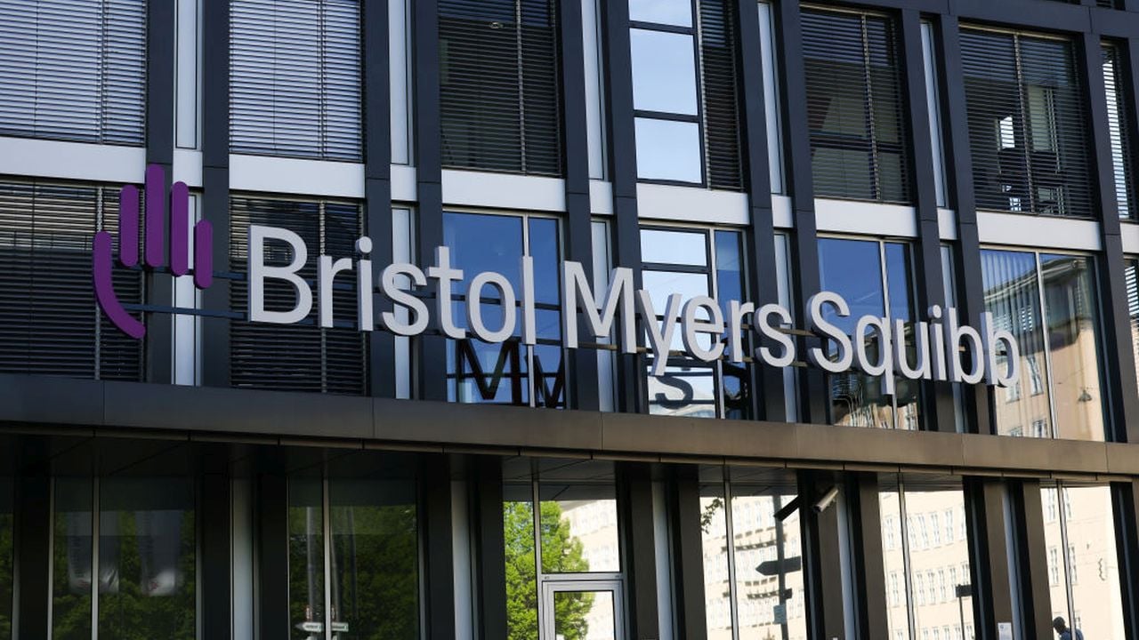 Bristol Myers' $4.1B Turning Point buy yields FDA approval for lung cancer drug Augtyro