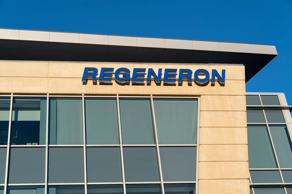 Regeneron's Eylea HD vs. Roche's Vabysmo: Will the real standard of care please stand up?