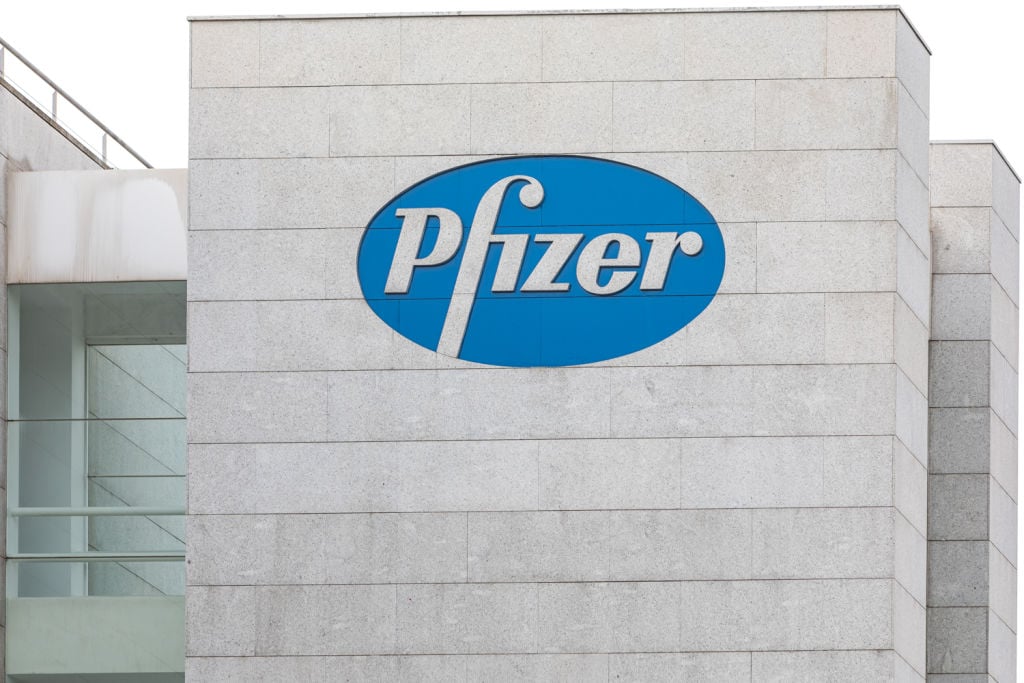 As COVID revenues disappoint, once-high-flying Pfizer looks at possible cost cuts